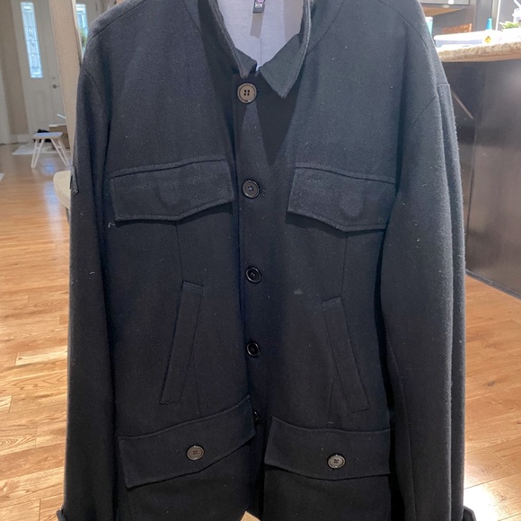 Men’s black RVCA jacket